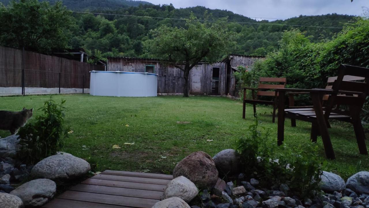 Vila Grauges Рипол Екстериор снимка
